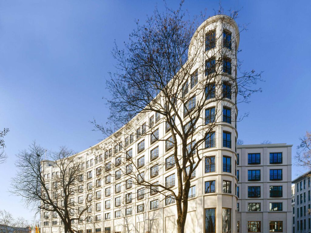 Lenbachgärten Charles Hotel Front