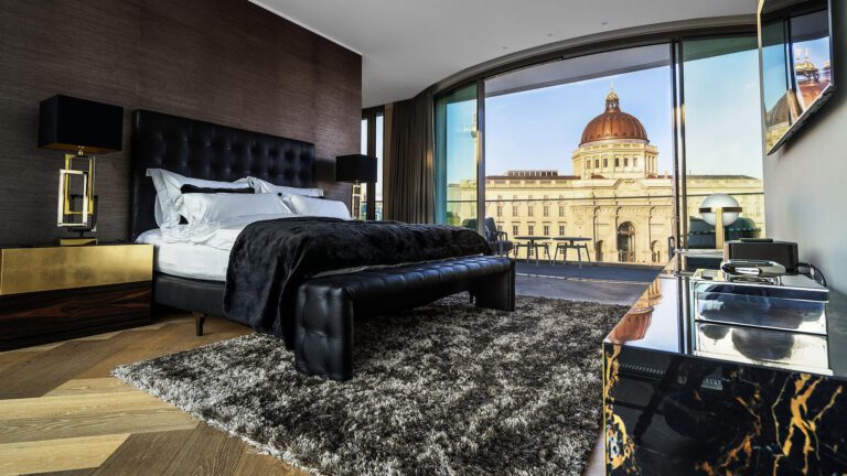 no3-schinkelplatz-berlin-humboldt-lounge-sleeping