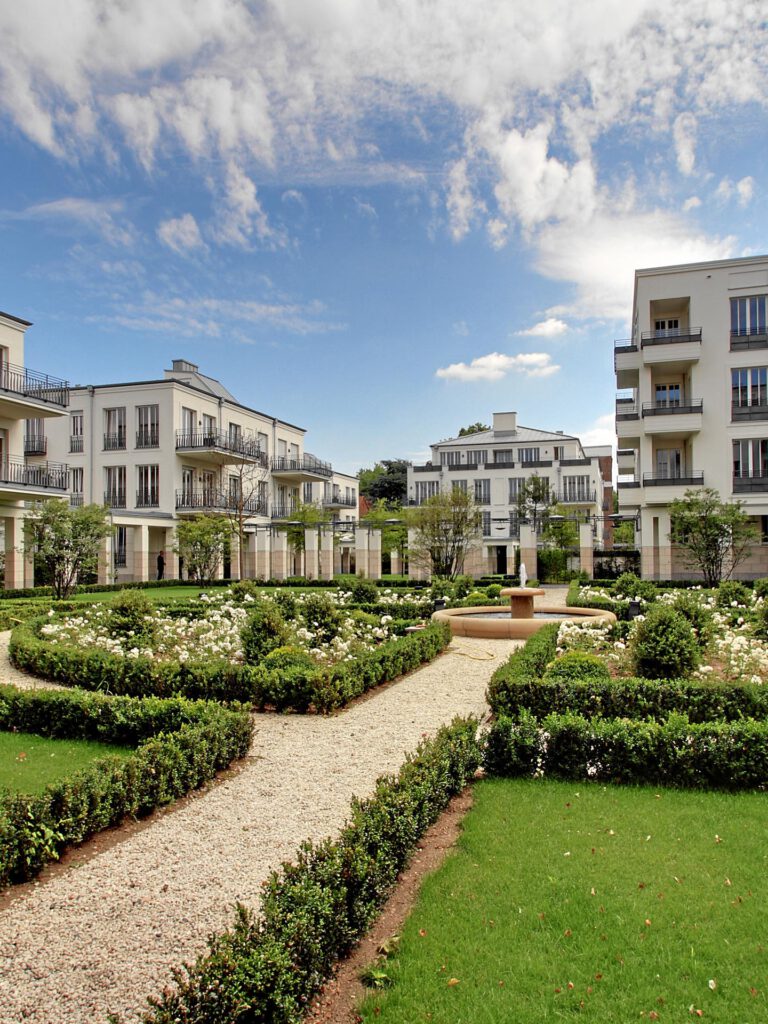 Luxusimmobilie in Münster Klostergärten Weg zum Brunnen