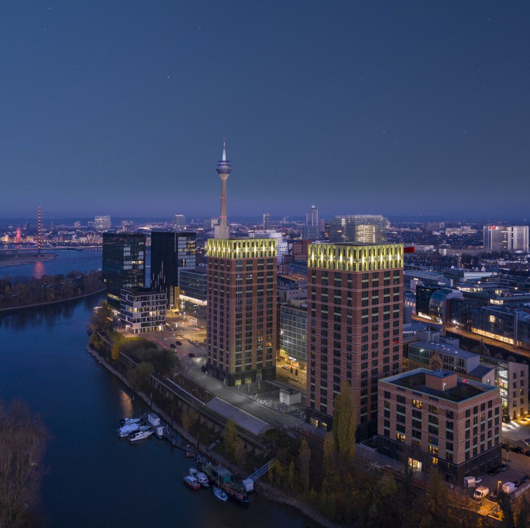 Win Win Medienhafen bei Nacht