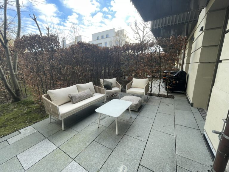 Terrasse im Gartengeschoss